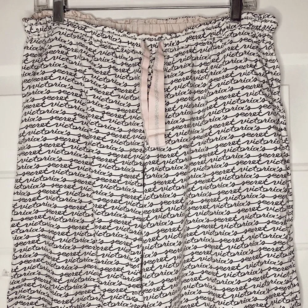 VICTORIA’S Secret All-Over Logo Pajama Set - Picture 9 of 15